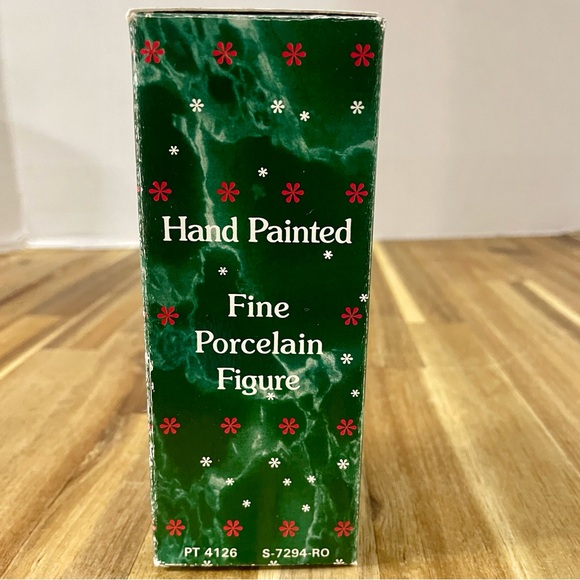 Vintage Santa Around the World Fine Porcelain Santa Figurine England 1994 In Box - Picture 4 of 11